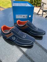 Bugatti Sneaker dunkelblau mit braun **neu** Nordrhein-Westfalen - Erkelenz Vorschau