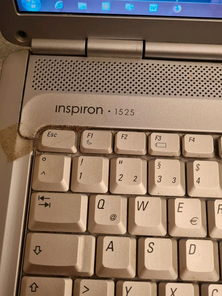 Dell Inspiron 1525 Laptop in Dornstetten