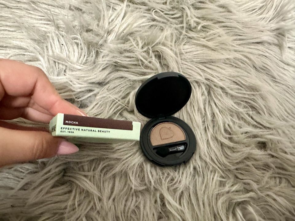 Annemarie Börlind Augen Puder eye shadow Mocha in Ahlen