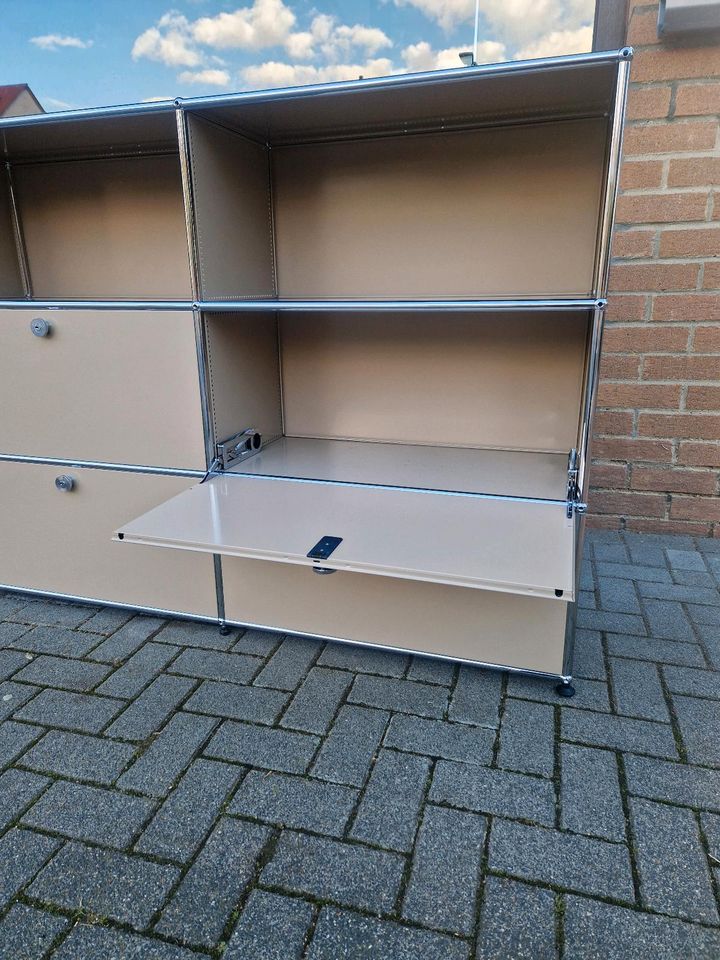 Sideboard, USM Haller, RAL 1019, beige, neuwertige Zustand in Kirtorf