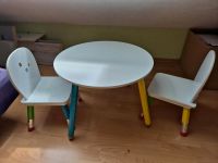 Kindertisch mit Stühlen, Buntstifte, weiß Baden-Württemberg - Gäufelden Vorschau