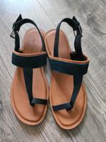 TOMS Sandalen Zehentrenner schwarz  EU 39 NEU Berlin - Neukölln Vorschau