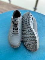 Skechers olivgrün Gr 38,5 wie neu Nordrhein-Westfalen - Lügde Vorschau