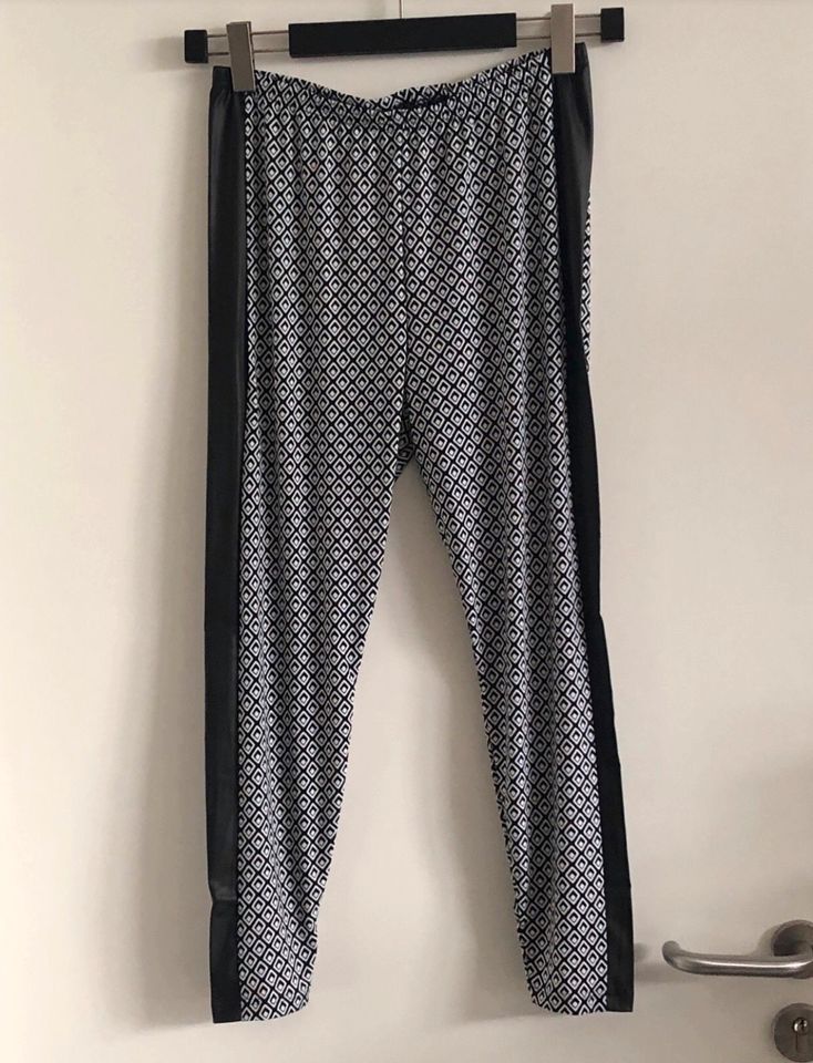 kurze Einsätze Nohra Lederimitat- ist 42 Gr 21 stretch | in Leggings Kleinanzeigen - jetzt Kleinanzeigen eBay Thüringen mit Hose