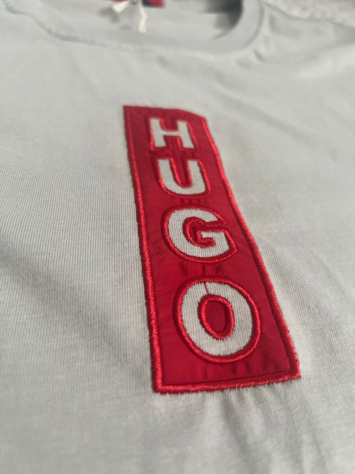 Hugo Tshirt in Duisburg