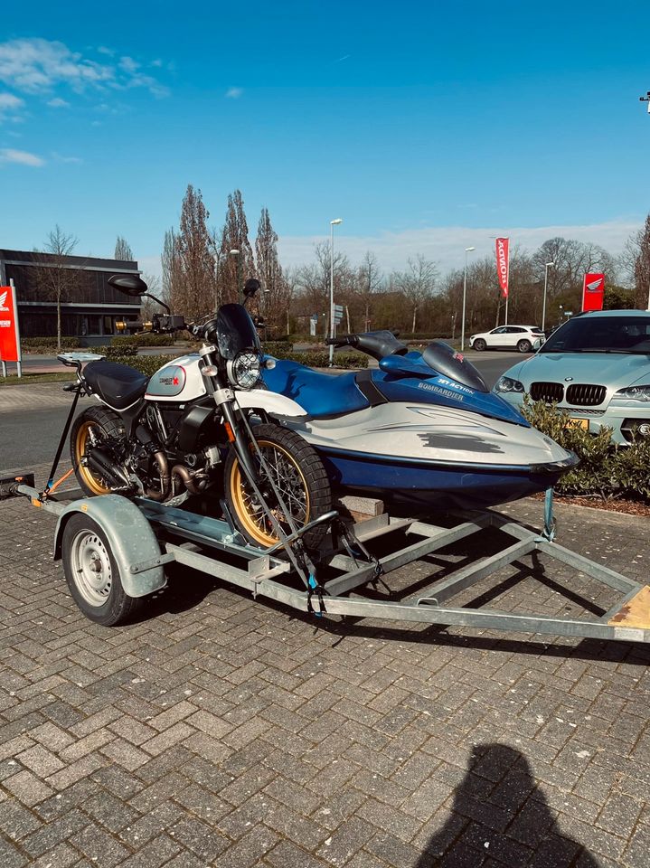 Motorrad Jetski Hänger Leihen Verleih in Hamburg