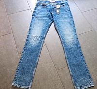 Tommy Jeans Scanton Slim blau W32L36 NEU+Etikett Nordrhein-Westfalen - Königswinter Vorschau