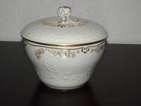 Meissen Weiss -/ Gold seltene große Dose 12 cm NEUWERTIG Hamburg-Mitte - Hamburg St. Georg Vorschau