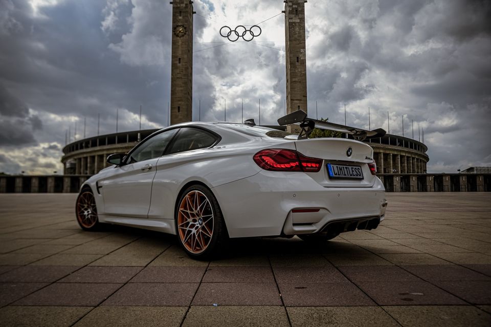 BMW M4 GTS 1 of 700 mieten Sportwagen Coupé Berlin in Berlin