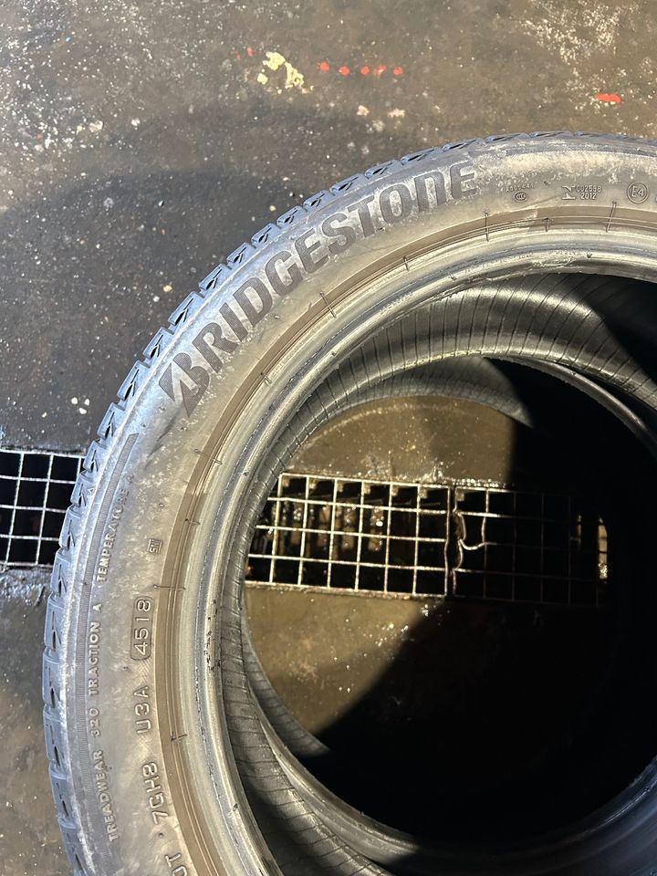 2x Bridgestone Sommerreifen Reifen 225 45 R17 in Freiburg im Breisgau