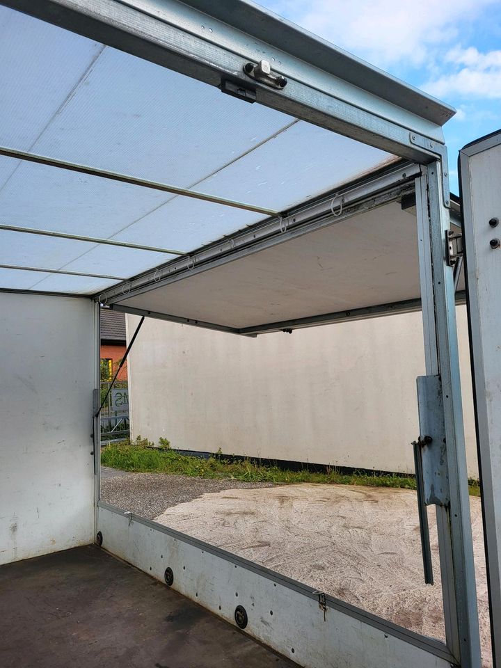 Koffer/Kastenanhänger/Verkaufsanhänger mit Türen Seitenklappe 2T. in Würselen