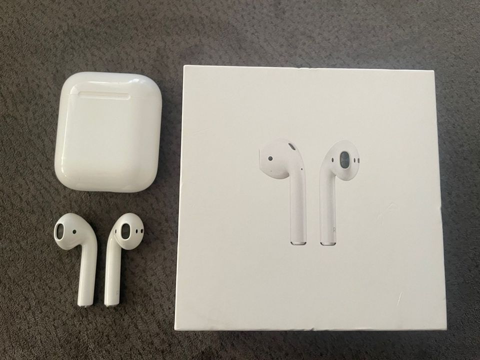 Original Apple AirPods in Frankenthal (Pfalz)