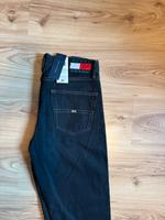 Tommy Hilfiger Jeans Berlin - Lichtenberg Vorschau