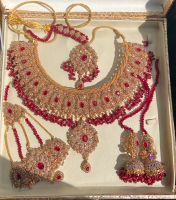 Pakistanisches indisches Bollywood Hochzeitsschmuck set- rot gold Hessen - Bad Homburg Vorschau