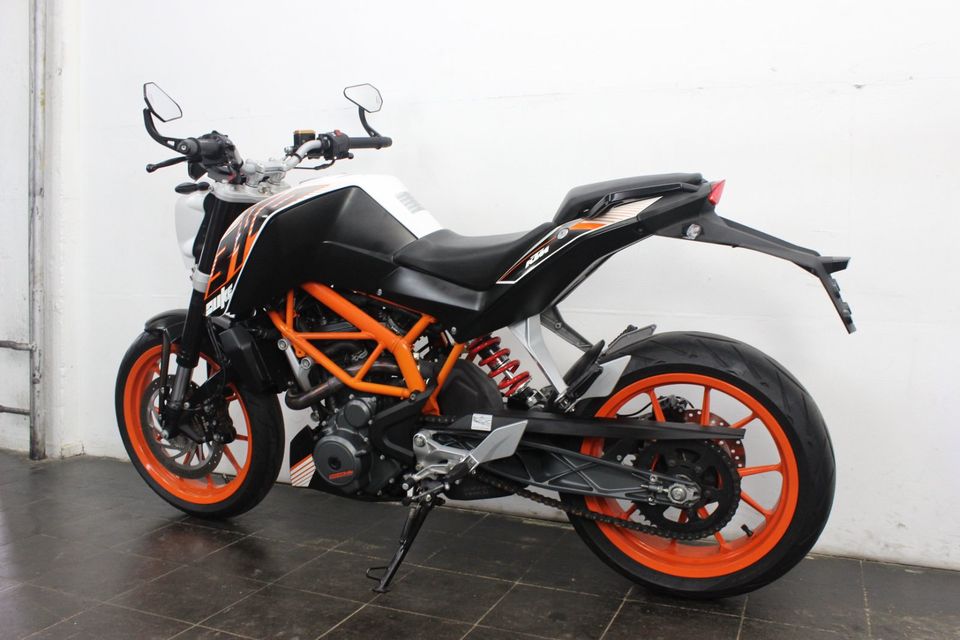 KTM 390 Duke ABS / Nr. KTM Mappe in Mönchengladbach