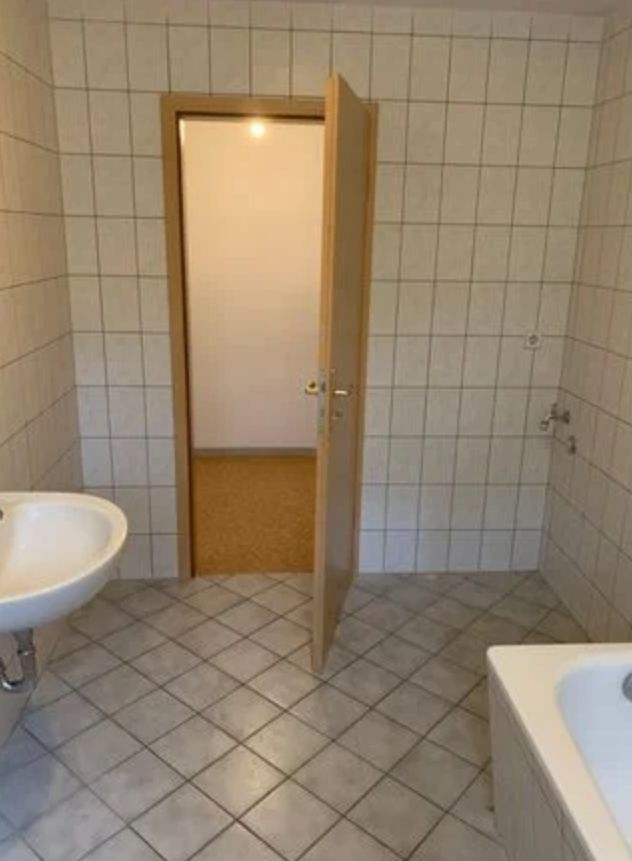 Wohnung für Handwerklich begabte Mieter, 2 Zimmer, Küche, Bad in Bad Muskau