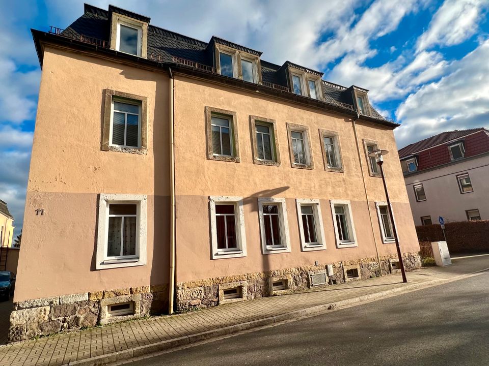 Mehrfamilienhaus in zentraler Lage von Freital in Freital