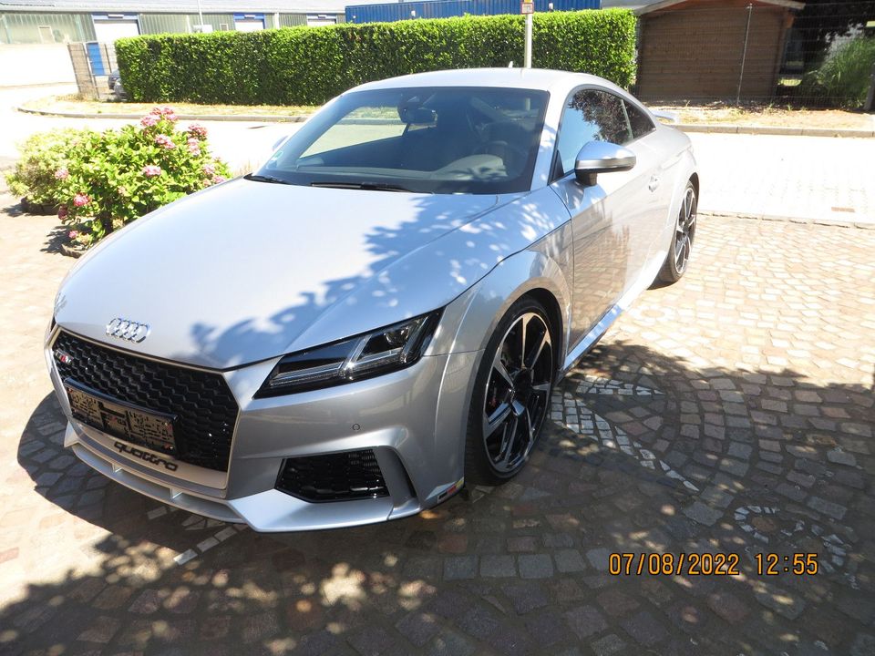 Audi TT RS Coupe 2.5 TFSI S tronic quattro - in Baesweiler