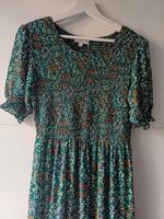 Kleid von Apricot in Gr. M grün Niedersachsen - Kirchlinteln Vorschau