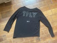 TFLY neuwertig Größe L Langarmshirt Hessen - Rodenbach Vorschau
