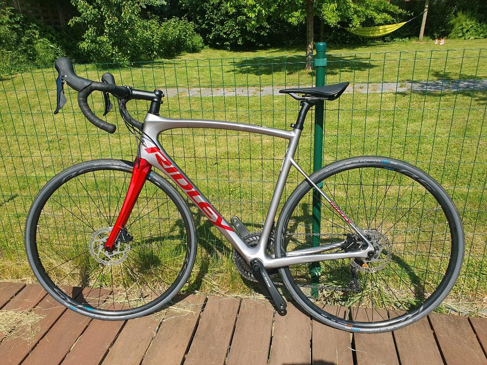 Ridley Fenix SL disc 2023 Carbon Endurance Rennrad M neuwertig in Baesweiler