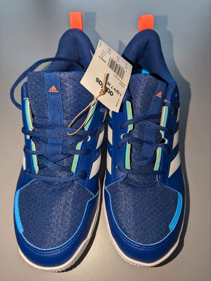 Adidas Schuhe gr. 42 *neu* in Hilden