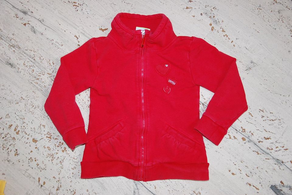 Topolino bezaubernde Sweatjacke rot 110 TOP Pullover Hoody Herzen in Burglengenfeld