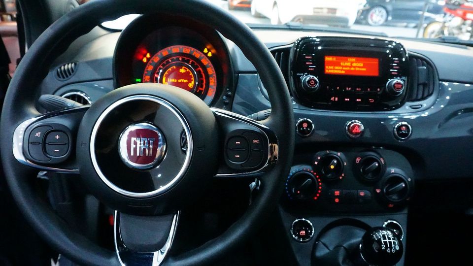 Fiat 500 Cult*PDC*Allwetterreifen*USB* in Remscheid