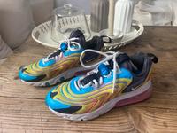 Nike React Sportschuhe Sneaker Gr. 38,5 Nordrhein-Westfalen - Herne Vorschau