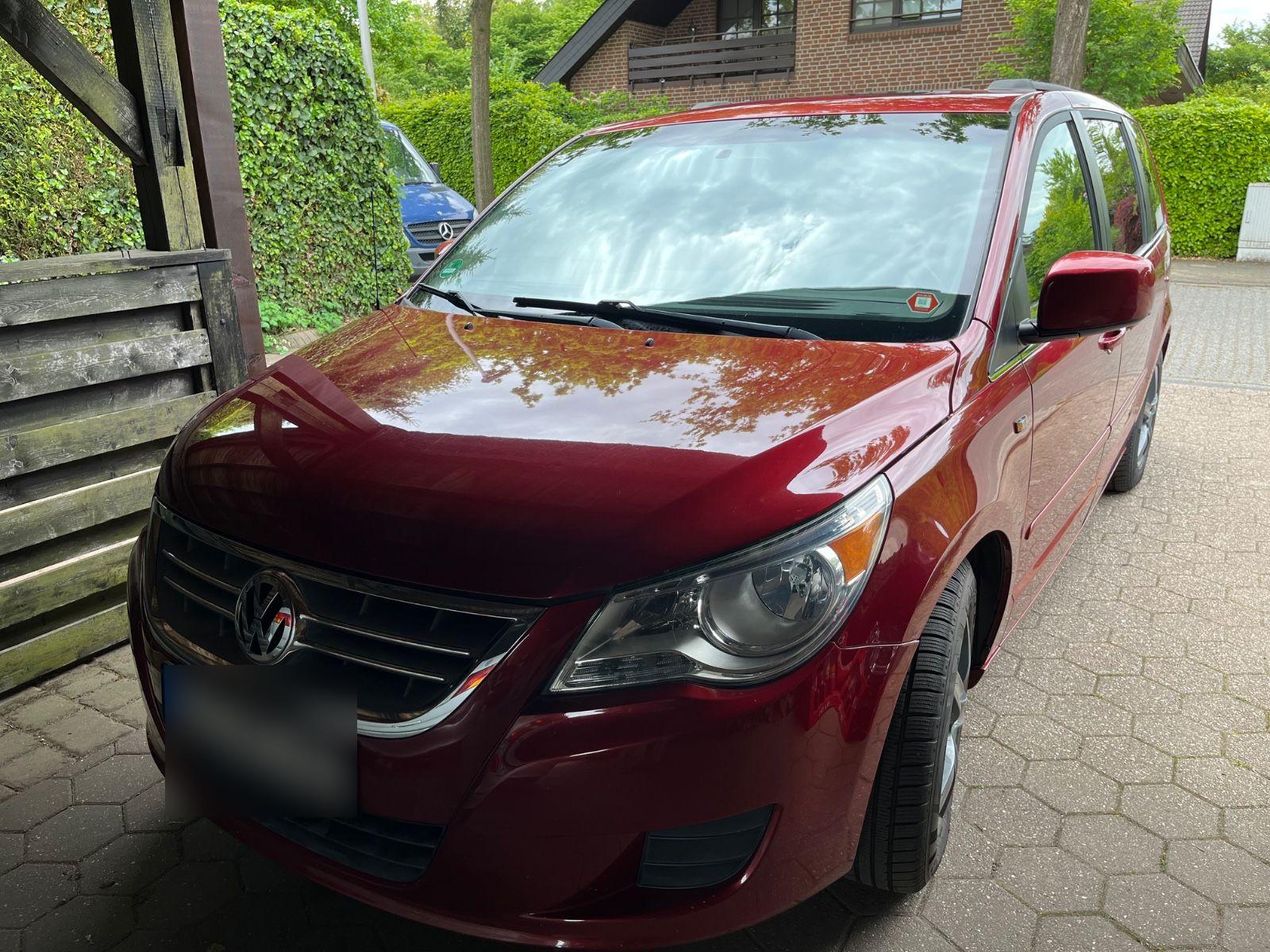 Abbildung des Autos Volkswagen Routan SEL
