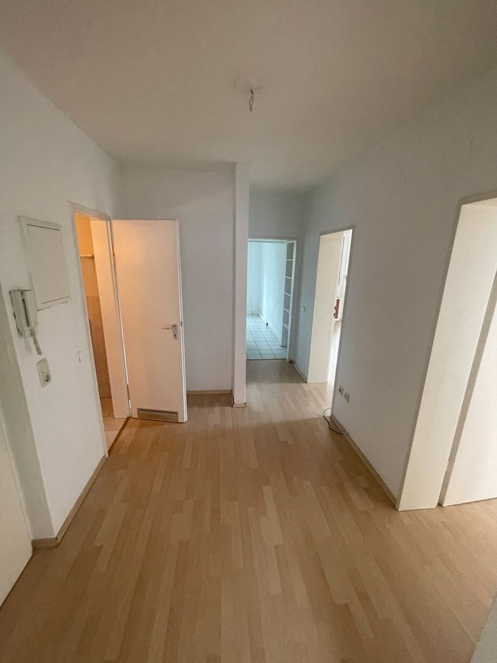 Attraktive 3-Zim.-Wohnung mit EBK und Balkon in Köln-Mülheim... in Köln