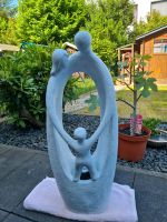 Skulptur Familie weiß Garten 75 cm Figur Deko Mutter Vater Kind Nordrhein-Westfalen - Gladbeck Vorschau
