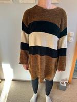 Volcom Pullover Kleid Samt XL 42 oversized Sachsen - Schneeberg Vorschau