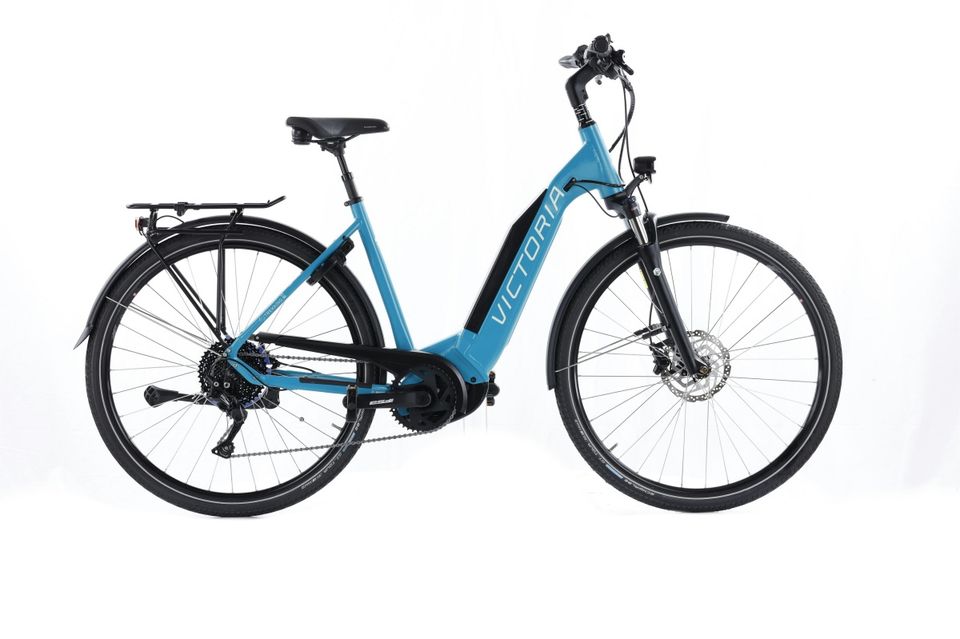 VICTORIA eTrekking 10.8 - 2021 - 51 cm | nur 206 km | Bosch Performance Line CX (85 Nm) 500 Wh | UVP 3.099 € | 1 Jahr Garantie | E Bike Trekking Tiefeinsteiger in Ottobrunn