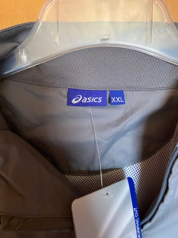 NEU Asics Trainingsanzug Hose+Jacke Herren Größe XXL 2XL grau NEU in Gütersloh