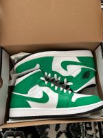 Nike air Jordan in grün weis Schuhe neu Berlin - Spandau Vorschau