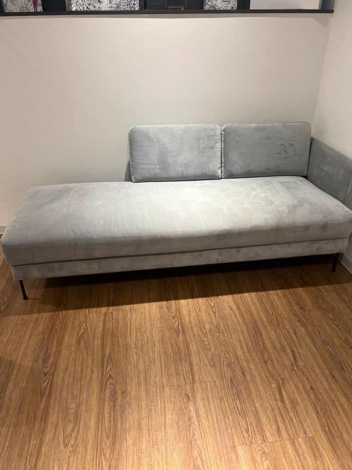 Samt Sofa Hellgrau in Stockstadt a. Main