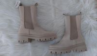 Tamaris Boots mit hohem Schaft creme beige Hessen - Eschwege Vorschau