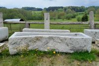 Granitbrunnen, exklusives Einzelstück, Granitwassergrand, Natursteinbrunnen, Granittrog für Wasser, Brunnentrog, Steintrog, Wassergrand, Brunnen für Garten, Gartenbrunnen Bayern - Eppenschlag Vorschau