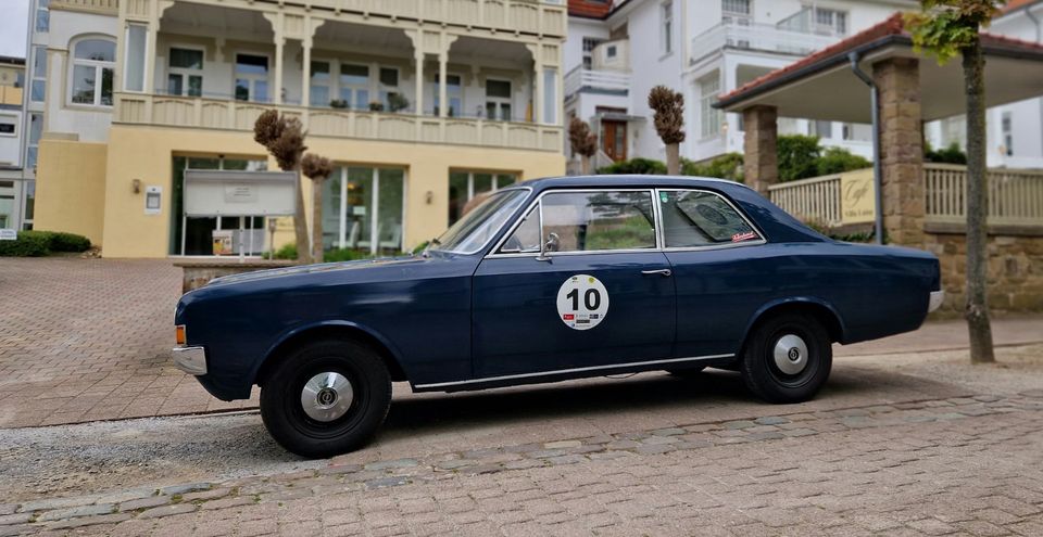 Opel Rekord Oldtimer & Hochzeitsauto mieten! in Leopoldshöhe