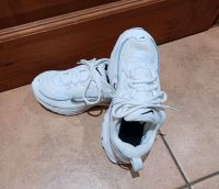 Nike Air Max Bliss, neuwertig, Gr.38,5, weiß Sachsen - Niedercunnersdorf Vorschau