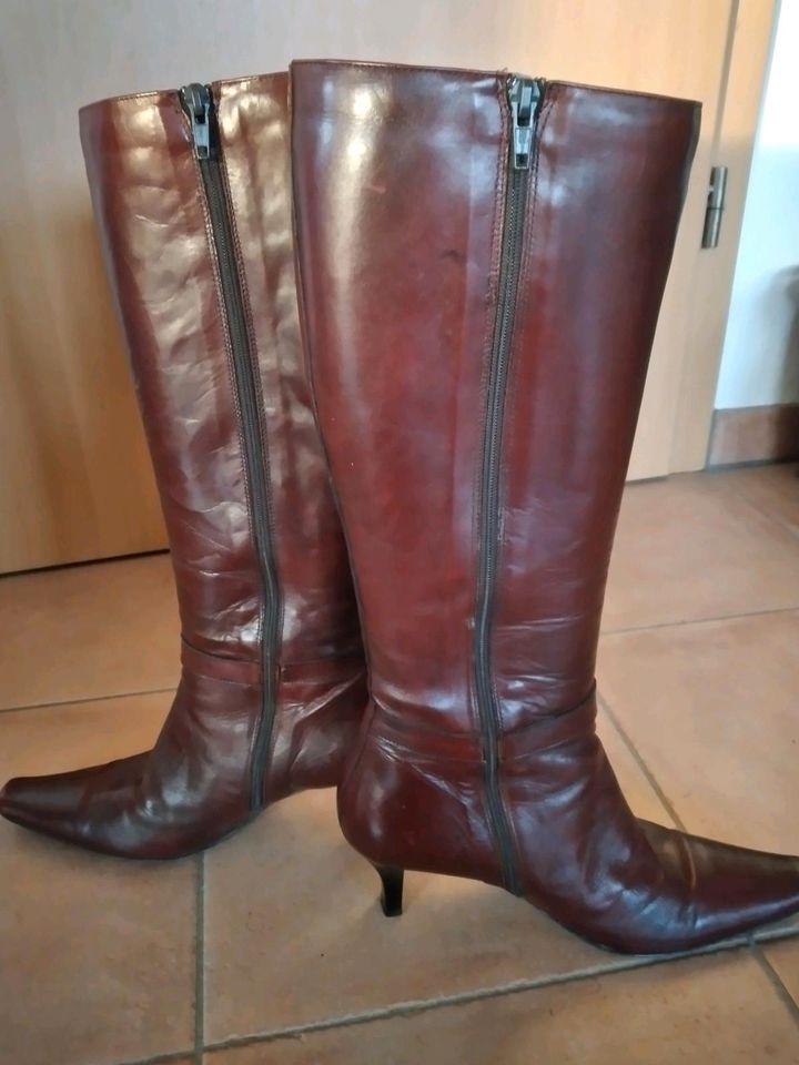 Stiefel Gr. 39 Fa. Yessica in Selfkant