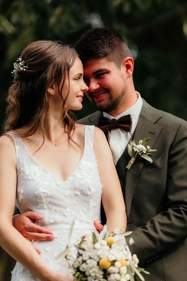 Hochzeitsfotograf gesucht? Wie lieben eure Hochzeit. in Bernau