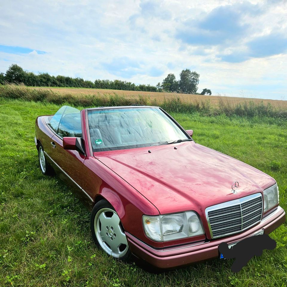 Mercedes E 220 Cabriolet in Wohratal