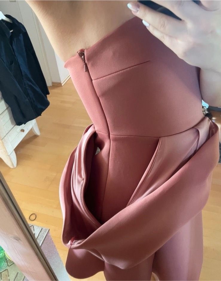 Ungetragenes Kleid ASOS S Hochzeitsgast in Winnenden