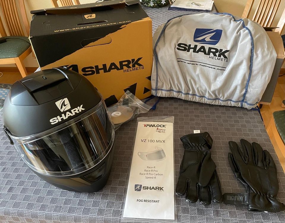 NEU Motorrad Helm Shark Gr. S Speed-R Blank in Hannover