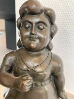 Original Bronzefigur sehr „weibliche“ Frau Niedersachsen - Dannenberg (Elbe) Vorschau
