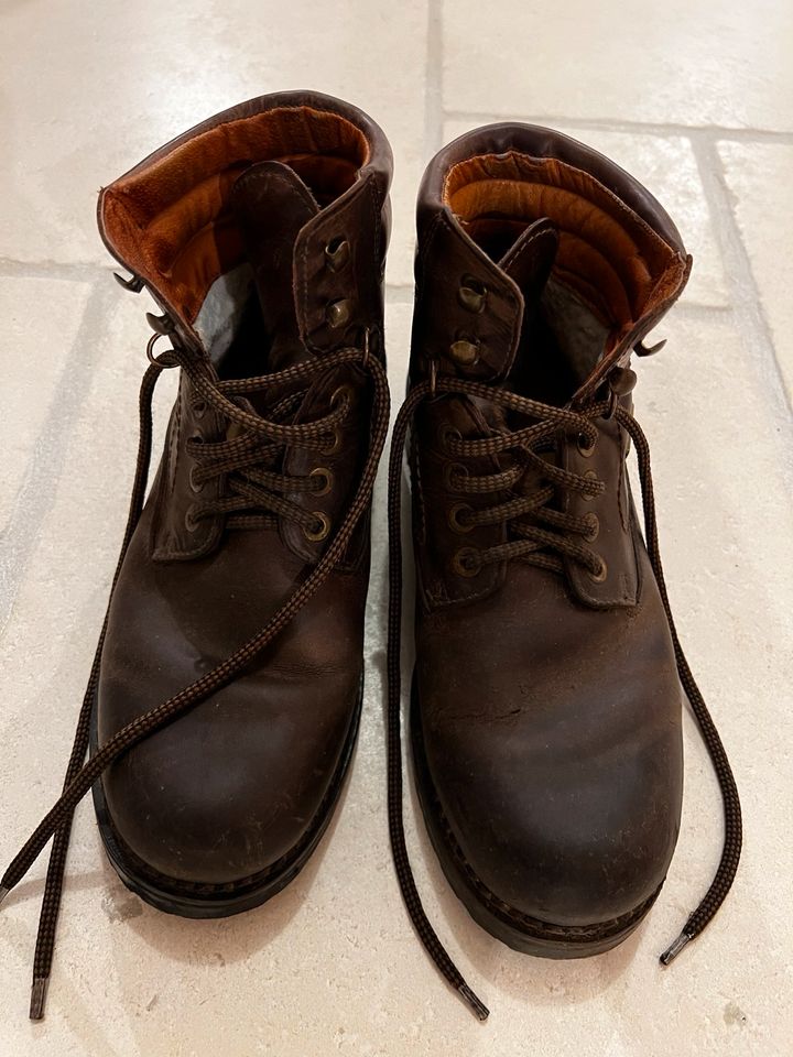 Boots Winterstiefel Leder Original Canadian braun Gr. 42 in Kall