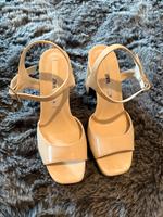 Zara High Heels Gr. 37 beige Creme Blockabsatz wie neu! Bayern - Schwarzenbruck Vorschau