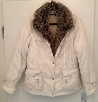 Damen Daunenjacke Gr. 40, Beige - Versand möglich Nordrhein-Westfalen - Dinslaken Vorschau